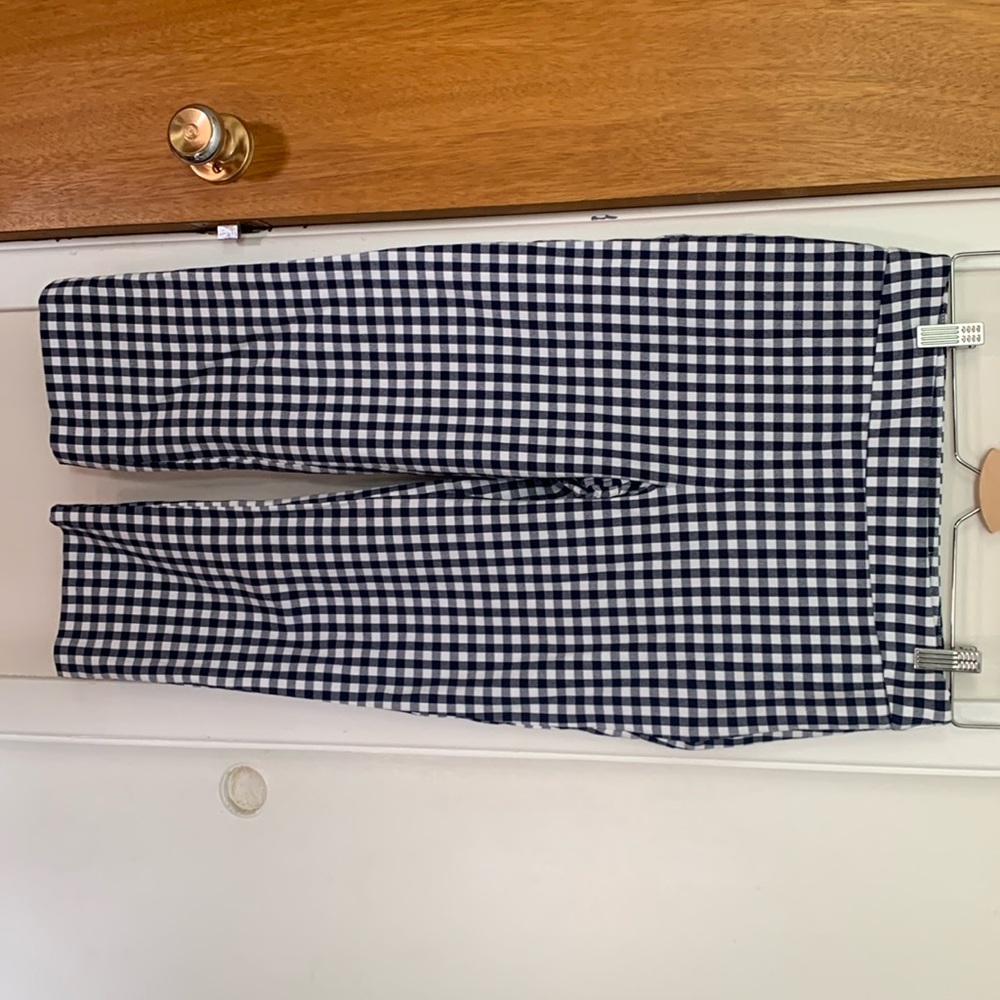 Gingham blue & white capris